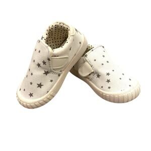 Eduba White Slip On Tennis Shoes with stars